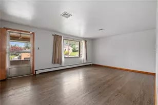 200 Erwin Pl, McKees Rocks, PA 15136 - Photo 4