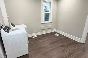 417 Bartram Ave, New Castle, PA 16101 - Photo 18