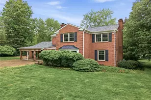 123 Windy Ghoul Dr, Brighton Township, PA 15009 - Photo 6