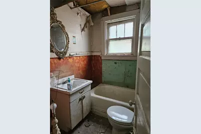 1524 Middle Street, Pittsburgh, PA 15215 - Photo 10