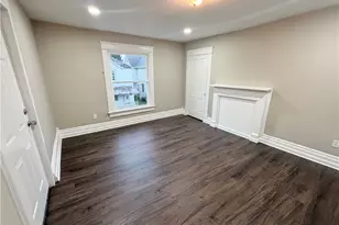 417 Bartram Ave, New Castle, PA 16101 - Photo 4