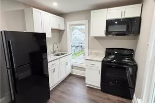 417 Bartram Ave, New Castle, PA 16101 - Photo 14