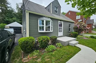 520 Joffre St, Ellwood City, PA 16117 - Photo 2