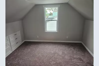 520 Joffre St, Ellwood City, PA 16117 - Photo 12