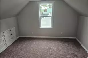 520 Joffre St, Ellwood City, PA 16117 - Photo 12