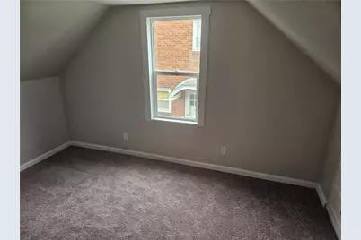 520 Joffre St, Ellwood City, PA 16117 - Photo 14
