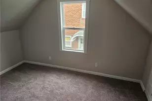 520 Joffre St, Ellwood City, PA 16117 - Photo 14