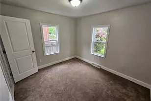 520 Joffre St, Ellwood City, PA 16117 - Photo 6