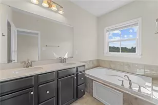 3022 Mahican Cir, Marshall, PA 16046 - Photo 28