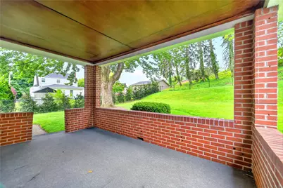2 Broad St, Jeannette, PA 15644 - Photo 30