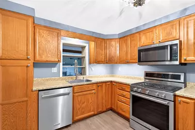 2 Broad St, Jeannette, PA 15644 - Photo 14
