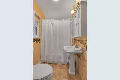 2020 Irwin Street, Aliquippa, PA 15001 - Photo 8