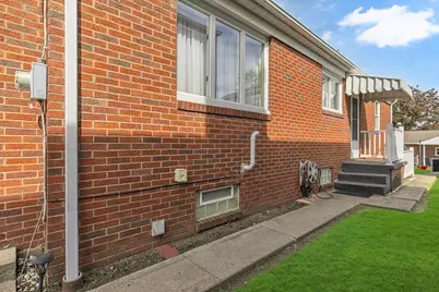 2020 Irwin Street, Aliquippa, PA 15001 - Photo 18