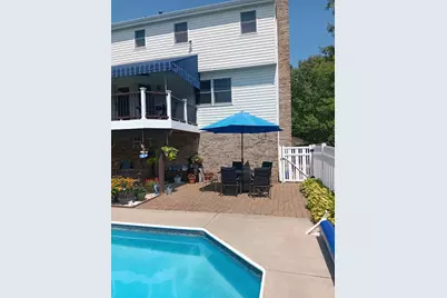 14 Autumnwood Court, Pittsburgh, PA 15239 - Photo 4