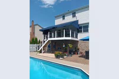 14 Autumnwood Court, Pittsburgh, PA 15239 - Photo 2