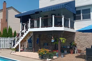 14 Autumnwood Ct, Pittsburgh, PA 15239 - Photo 2