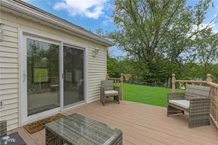 138 Convair Dr, Moon/Crescent Twp, PA 15108 - Photo 6