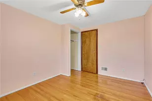 138 Convair Dr, Moon/Crescent Twp, PA 15108 - Photo 16