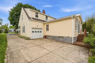 1325 Stanton St, Sharon, PA 16146 - Photo 4
