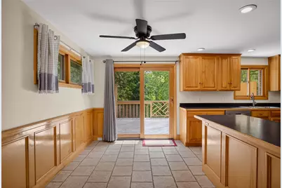 258 Hillcrest Cir, Ross Twp, PA 15237 - Photo 16