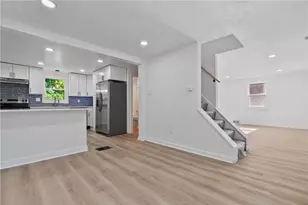 2843 McKelvey Rd, Pittsburgh, PA 15221 - Photo 6