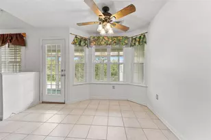 1002 Sunnyfield Ct, Penn Twp, PA 15636 - Photo 12