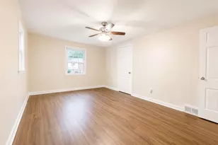 128 Sylvania Dr, South Park, PA 15236 - Photo 10