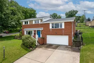 1905 Swallow Hill Rd, Scott Township, PA 15220 - Photo 2