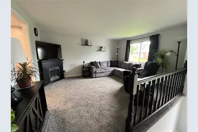 110 David Dr, Twp of But NW, PA 16001 - Photo 4