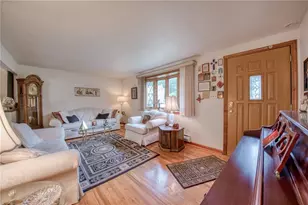 223 Amity Rd, Glenshaw, PA 15116 - Photo 8