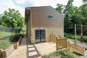 2373 Hopeland St, Pittsburgh, PA 15210 - Photo 1