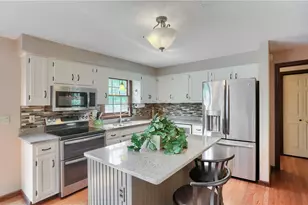 5124 Bronwyn Ct, Hampton, PA 15044 - Photo 12