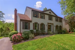 5124 Bronwyn Ct, Hampton, PA 15044 - Photo 2