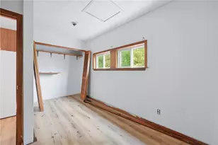 1 Walnut St, Greenville Boro, PA 16125 - Photo 12