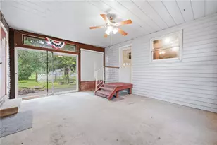 1 Walnut St, Greenville Boro, PA 16125 - Photo 4