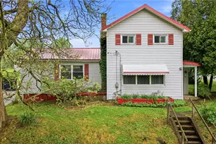 1 Walnut St, Greenville Boro, PA 16125 - Photo 2