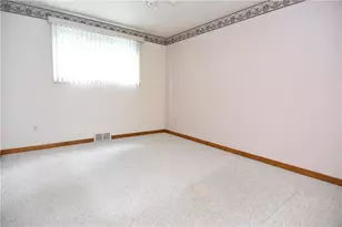1150 Vivjon Dr, West Homestead, PA 15120 - Photo 24