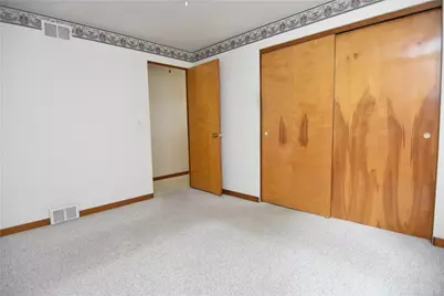 1150 Vivjon Dr, West Homestead, PA 15120 - Photo 26