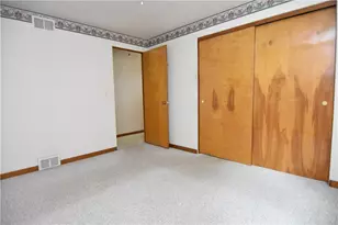 1150 Vivjon Dr, West Homestead, PA 15120 - Photo 26
