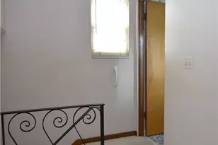 1150 Vivjon Dr, West Homestead, PA 15120 - Photo 36