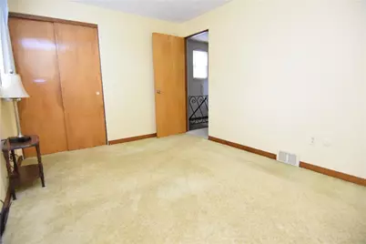 1150 Vivjon Dr, West Homestead, PA 15120 - Photo 28