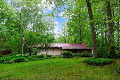 697 Anderson Road, Sandy Lake Township, PA 16153 - Photo 2