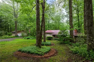 697 Anderson Rd, Sandy Lake Township, PA 16153 - Photo 4