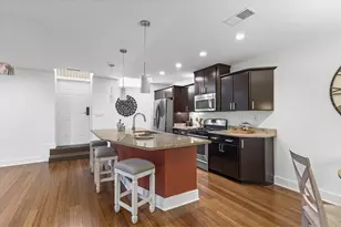 1822 Harcum Wy, Pittsburgh, PA 15203 - Photo 16