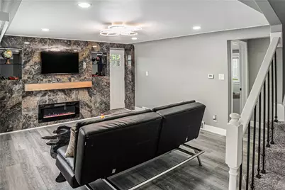 702 N Monongahela Ave, Glassport, PA 15045 - Photo 8