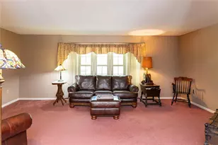 438 Edgewood Dr, Meadville City, PA 16335 - Photo 14