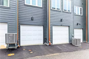 4011 Cottage Wy, South Fayette, PA 15017 - Photo 4