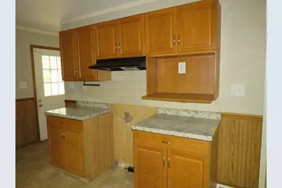 21 Daisytown Rd, W Pike Run Twp, PA 15427 - Photo 6