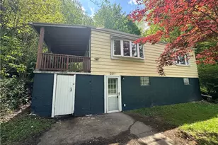 201 Clever Rd, Kennedy Township, PA 15136 - Photo 2