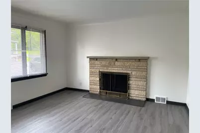221 N Cascade St, New Castle, PA 16101 - Photo 6